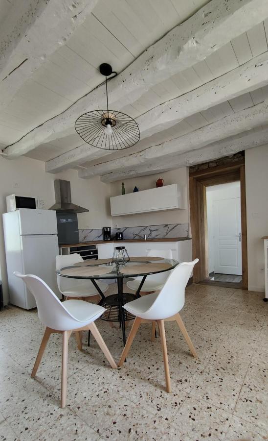 Gite Les Placettes Sainte-Foy-de-Longas Exterior photo